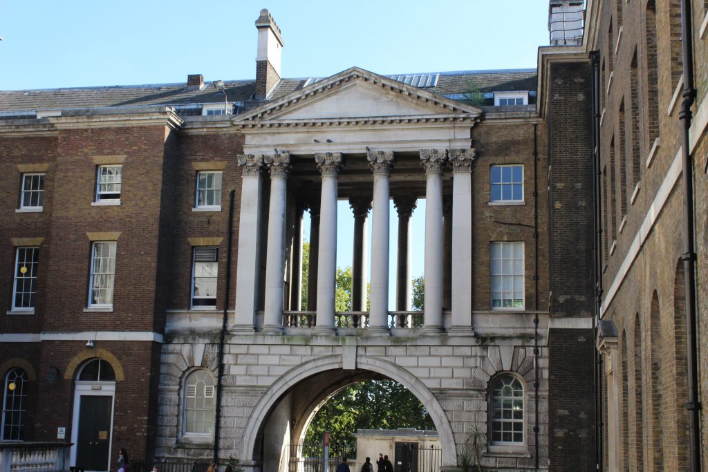 KING’S COLLEGE LONDON