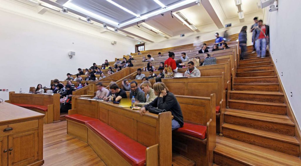 KING’S COLLEGE LONDON