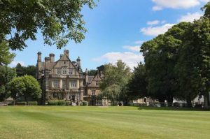 WARMINSTER SCHOOL